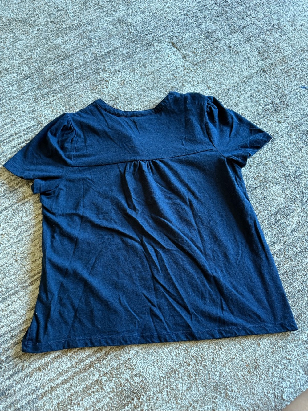 Liz Claiborne Navy Eyelet Yoke Short Sleeve Henley Top - Picture 3 of 3